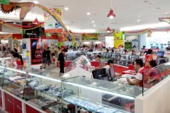 Dè chừng khi mua smartphone "xả hàng"