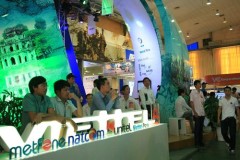 Doanh thu Viettel vượt VNPT 18.383 tỷ đồng
