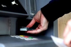 Trộm ATM bằng USB nhiễm phần mềm độc hại