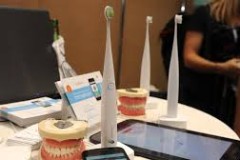 Bàn chải đánh răng kết nối internet