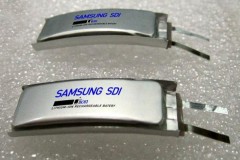 Samsung SDI giới thiệu pin cong cho các thiết bị wearable