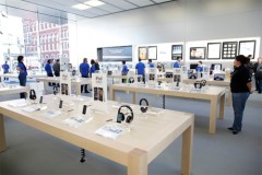 Apple Store mất hơn 6 tỷ đồng vào tay 'siêu lừa'