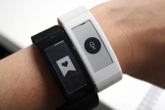 Smartwatch mới của Sony được trang bị màn hình giấy điện tử