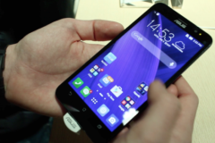 Asus Zenfone 2 lưu trữ 128GB, RAM 4GB giá chỉ 10 triệu