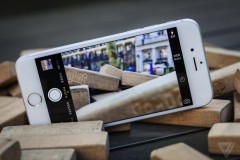 iPhone 6S sở hữu camera trước với đèn flash