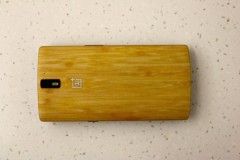 Oneplus 2 nhỏ hơn Oneplus One nhưng thời lượng pin lớn hơn