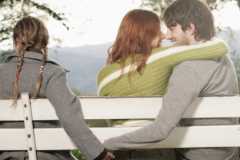 Dấu hiệu chàng ngoại tình thời công nghệ