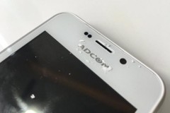 Smartphone 4USD sự thật chỉ là trò lừa đảo che logo bằng ... bút xóa