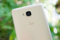 Dùng thử cảm biến vân tay của Huawei GR5: nhạy, nhanh, hỗ trợ tốt cho dùng 1 tay