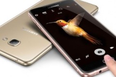 Máy tính bảng Galaxy A9 Pro trang bị pin có thể tháo rời