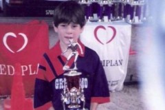 Messi lập siêu phẩm với kỹ thuật sombrero năm 8 tuổi