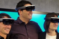Microsoft ra chiến dịch kiếm người hỗ trợ nghiên cứu HoloLens