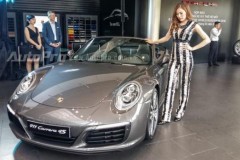 Chi tiết bộ ba Porsche 911 Carrera 2016 vừa ra mắt tại Việt Nam