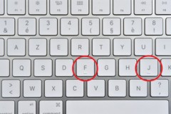 Tại sao phím J và F trên máy tính lại có gờ nổi?