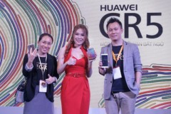 Hãng điện thoại Trung Quốc Huawei 'nhờ cậy' Mỹ Tâm