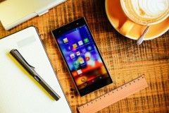 Infinix Zero 3 dùng chip Helio X10, RAM 3GB, camera 20.7 MP, giá 4,7 triệu đồng