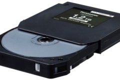 Lưu trữ "khủng", chi phí giảm nhờ thiết bị lưu trữ dữ liệu trên đĩa blu-ray
