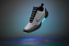 Nike giới thiệu giày tự buộc dây HyperAdapt 1.0, bán ra vào cuối năm nay