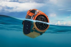 Ra mắt smartwatch có khả năng chịu nước... 100 mét