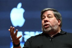 Đồng sáng lập Apple: Công ty đang đi chệch hướng