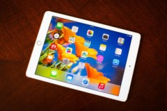 Apple giảm giá iPad Air 2 còn 399 USD