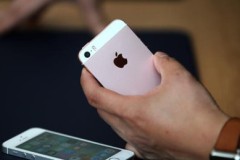 CEO LG chê iPhone SE chỉ là sản phẩm “bình cũ, rượu mới“