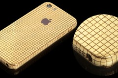 Sửng sốt phiên bản giá rẻ của iPhone được nạm vàng giá ngang ngửa siêu xe