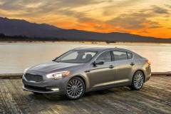 Kia K900 2016 ấn tượng hơn với hệ thống UVO Luxury Services, tương thích với Android và iOS