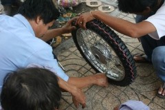 Những kinh nghiệm bảo vệ xe máy tốt nhất trong mùa nóng