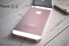 Một chiếc iPhone SE được bán ra, Apple sẽ lãi hơn 200 USD