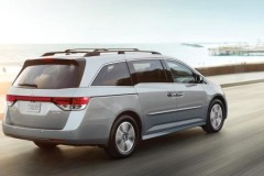 Cùng đánh giá xe Honda Odyssey 2016 giá 1.99 tỷ - Phần 1
