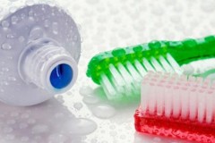 Những chuyện chưa biết về bàn chải và kem đánh răng