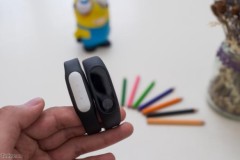 So sánh Mi Band 1 và Mi Band 2