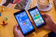 Kích hoạt thanh điều hướng ánh sáng trên Windows 10 Mobile