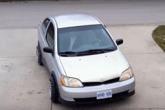 Giải pháp ‘bánh xe tự trôi’ cho việc đỗ xe song song