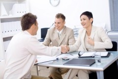 3 cách đơn giản giúp bạn dễ dàng bắt chuyện với nhà tuyển dụng trong buổi phỏng vấn