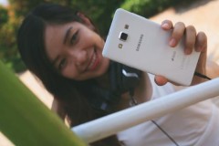 Galaxy A7 khung vỏ nhôm, màn hình 5.5 inch FullHD giảm giá