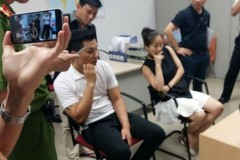 Tiếp viên hàng không mang trái phép hơn 3kg vàng trên chuyến bay đi Hàn Quốc