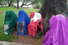 Bức ảnh ở Hồ Gươm trong ngày mưa bão khiến bạn phải rùng mình