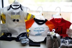 Cảm động tình yêu người mẹ dành cho đứa con mang khuôn mặt dị dạng
