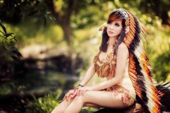 Chị gái 33 tuổi 'ra tay', mấy nàng đôi mươi lác mắt chạy dài