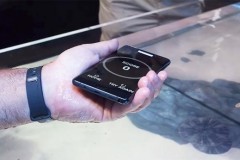 Ấn tượng khả năng chơi game dưới nước của Samsung Galaxy Note 7