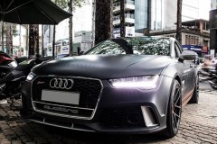 Audi A7 độ kiểu RS7, dán decal xám mờ ở Sài Gòn