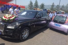 Xe hoa Rolls-Royce Ghost va chạm với BYD F0 ở Trung Quốc