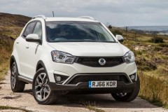 SsangYong Korando LE máy dầu 2.2L chốt giá từ 23.219 USD