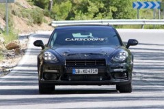 Việc sản xuất Porsche Panamera Coupe vẫn đang được cân nhắc