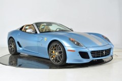 1 trong 80 chiếc Ferrari 599 SA Aperta được rao bán 1,7 triệu USD