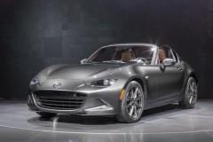 Mazda ra mắt phiên bản giới hạn MX-5 RF dành riêng cho Mỹ