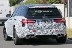 Mercedes-AMG E63 Black Series lộ diện với "vòng ba khủng"