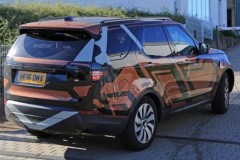Land Rover Discovery 2017 lộ diện rõ nét trên đường chạy thử
